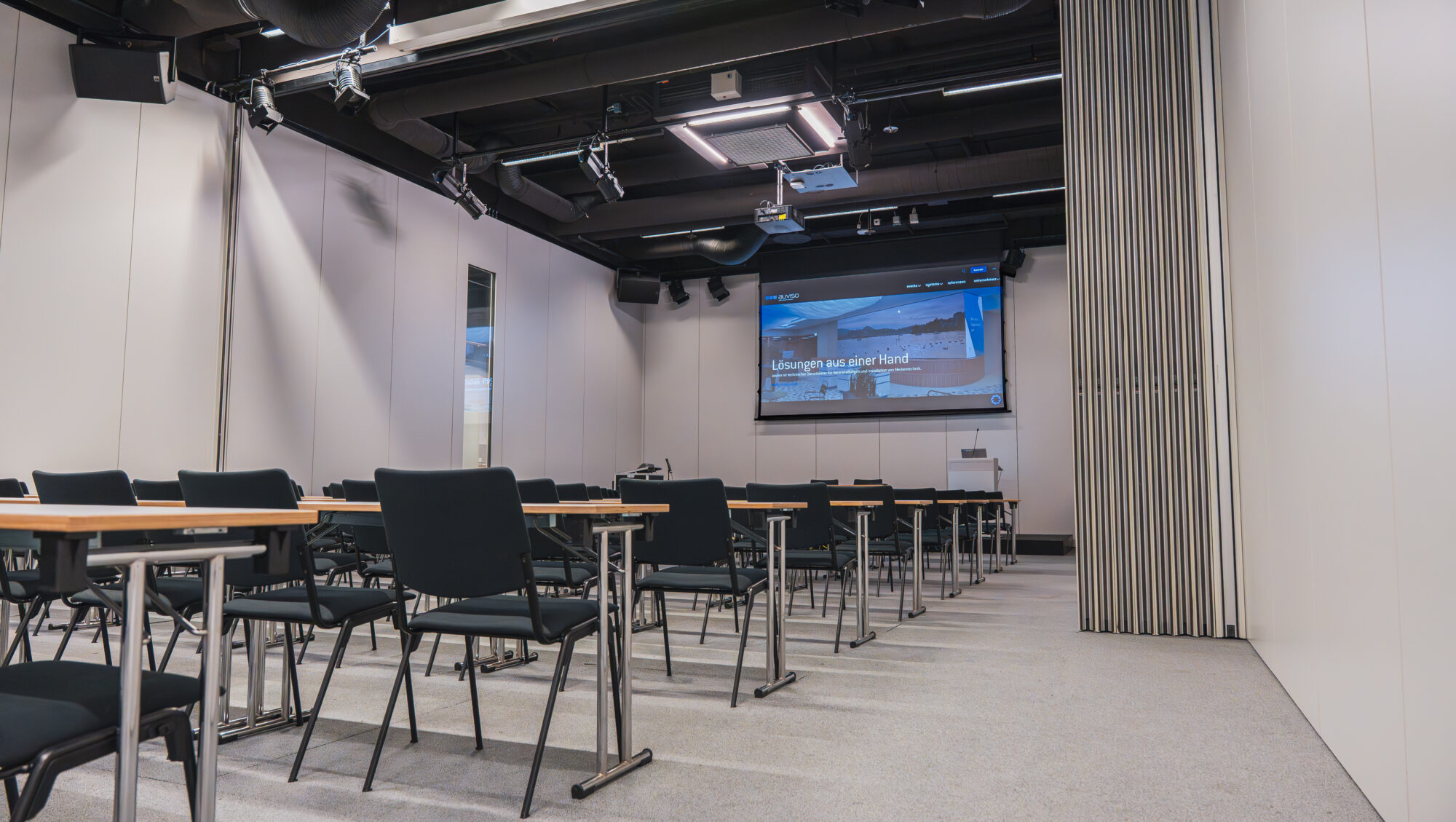 Gruppenräume Messe und Congress Center Basel  rüstet auf